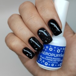 Aeropuffing, верхнее покрытие с белыми вкраплениями White Eggshell No Cleanse LED Top Coat, 8 мл.